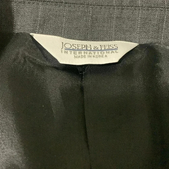 Men’s Joseph & Feiss Gray Pin Striped Suit Size  42 EUC - Picture 13 of 16